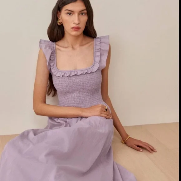 REFORMATION Noreen Smocked Ruffle Dress Midi - Picture 4 of 12